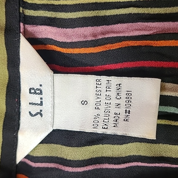 SLB Ruffle Front Blouse - Picture 10 of 13